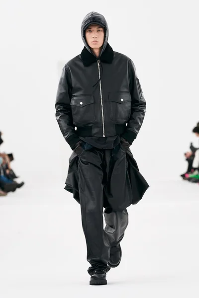 Look 34